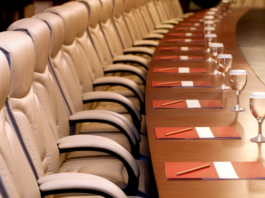 Why booth size affects price, but not in a simple way
