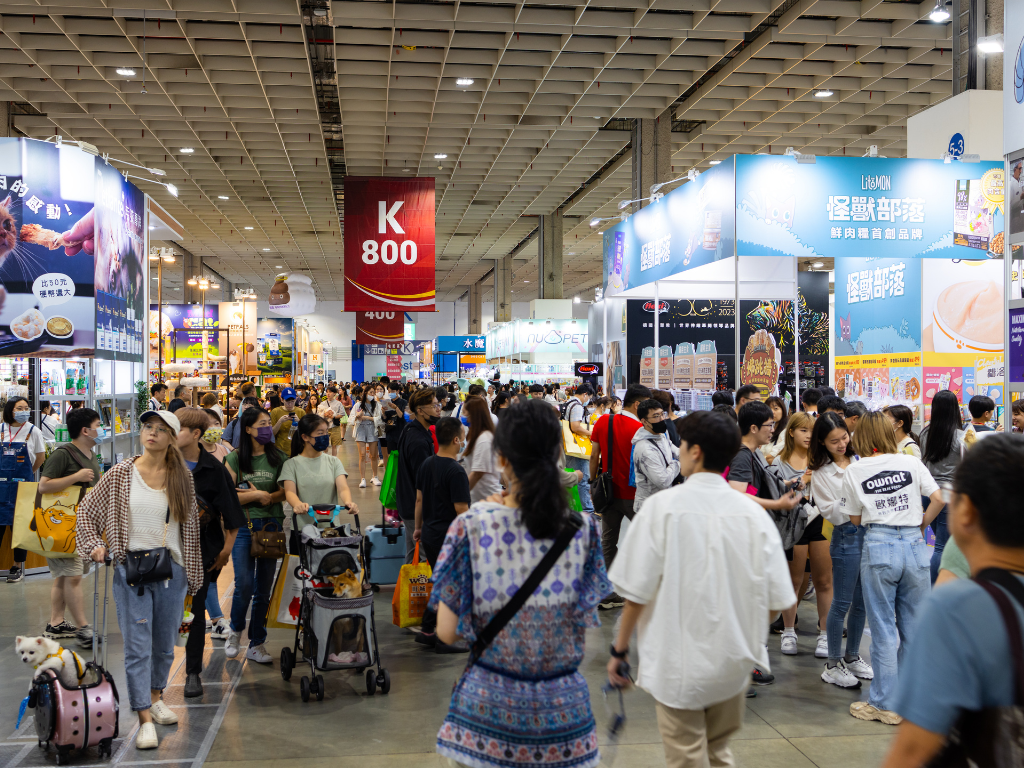 What does an exhibition stand builder actually do?
